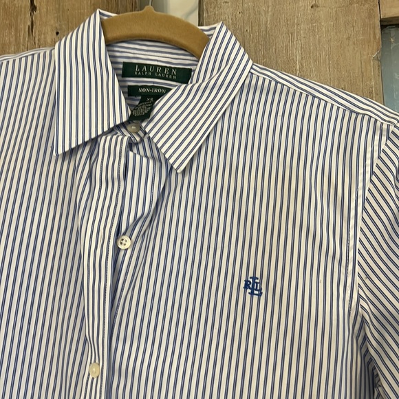 Ralph Lauren No iron button up shirt - Picture 2 of 2